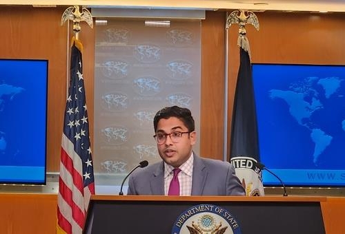 Vedant Patel, principal deputy spokesperson of the State Department, speaks during a press briefing at the department in Washington on Tuesday. (Yonhap)