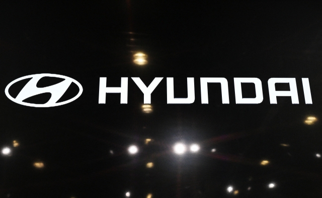 Hyundai Motor's logo is displayed during the AutoMobility LA 2024 auto show at the Los Angeles Convention Center on Nov. 21. (AFP-Yonhap)